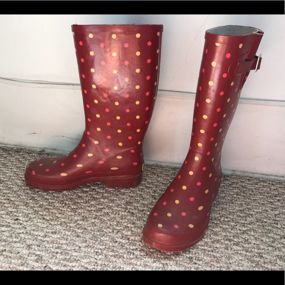Polka dot rain boots